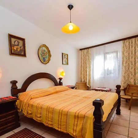 Holiday Home In Premantura/Istrien 10806 * Premantura